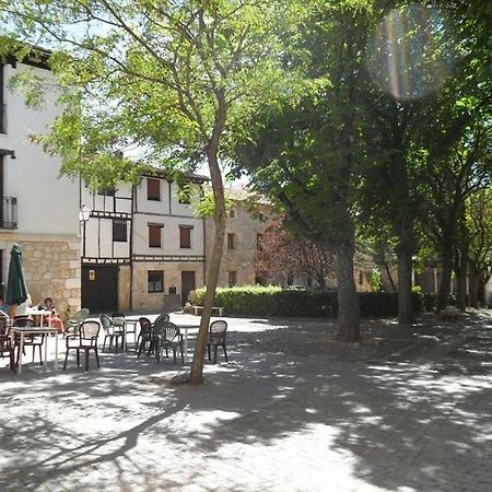 Hotel Rey Chindasvinto Covarrubias Exteriér fotografie